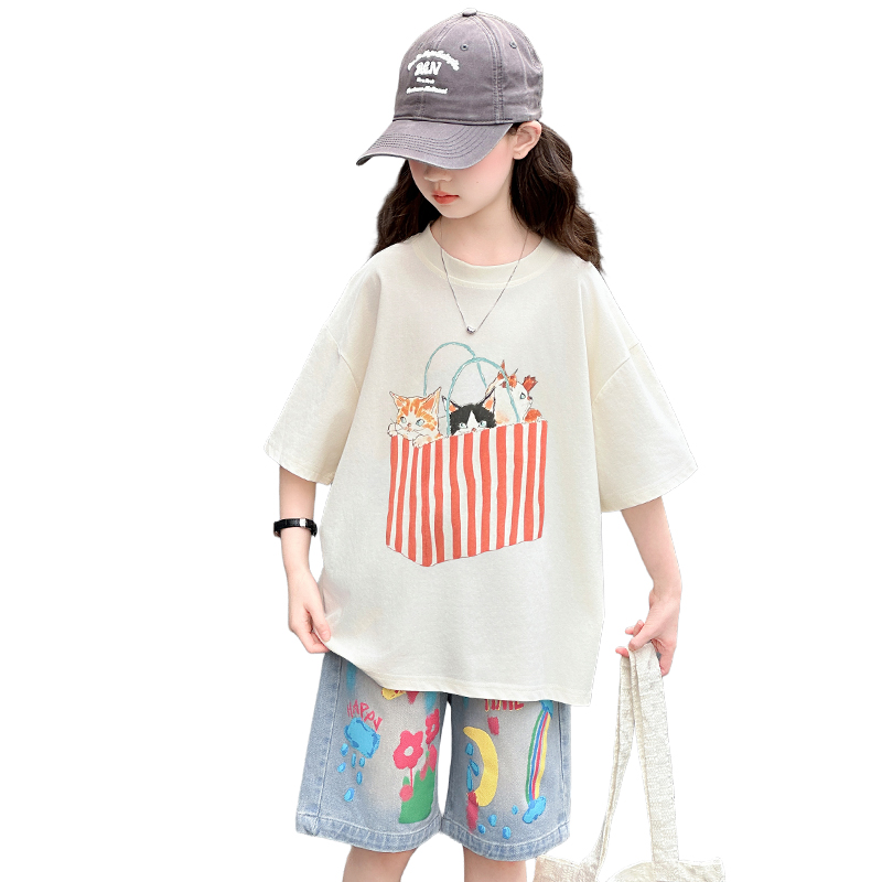 Summer Clothing Drawing - Set Atasan dan Bawahan Musim Panas